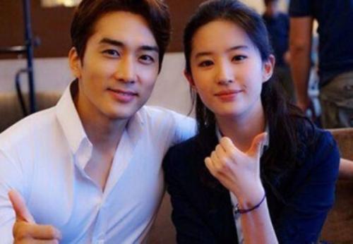 娱乐圈吃瓜有什么好处,揭秘娱乐八卦背后的乐趣与益处